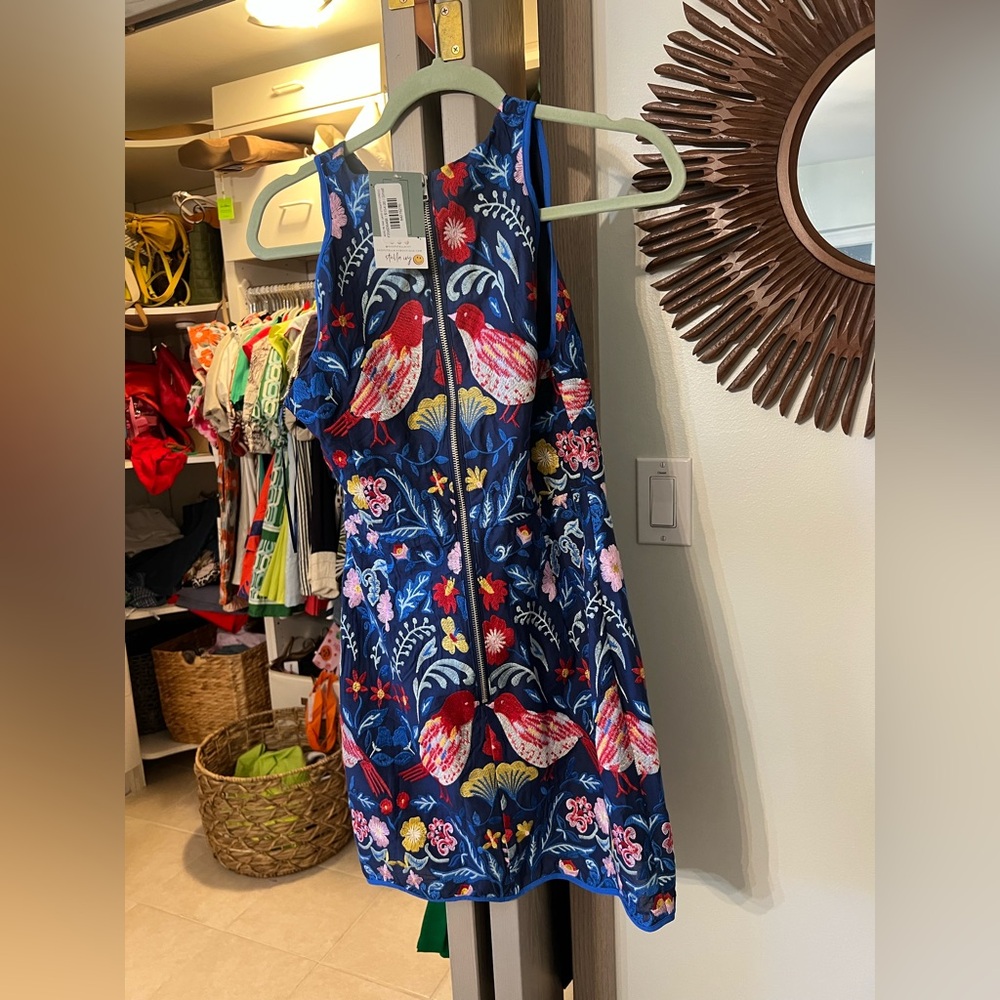 Precious dress with birds